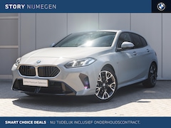 BMW 1-serie - 120 M Sport Automaat / Sportstoelen / M Adaptief onderstel / Parking Assistant / Extra get
