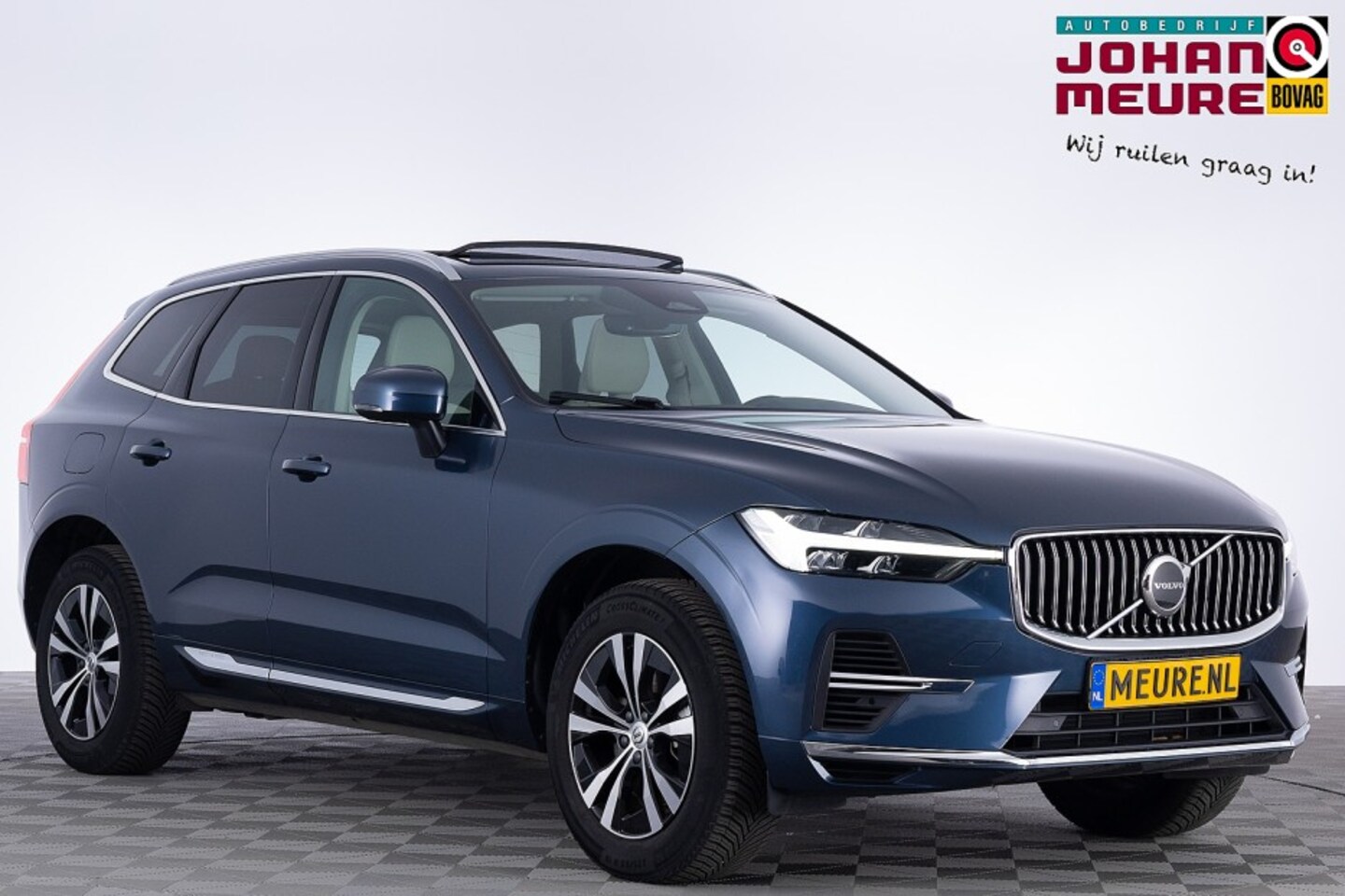 Volvo XC60 - 2.0 T6 Plug-in hybrid AWD Core Bright | PANORAMADAK | LEDER - AutoWereld.nl