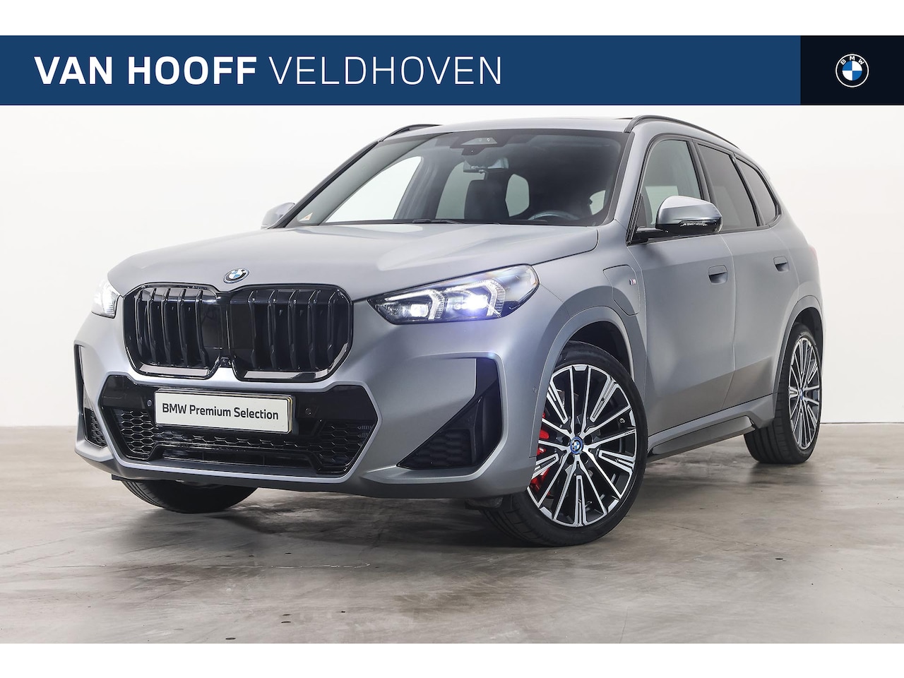 BMW X1 - xDrive30e M Sport Automaat / Panoramadak / Sportstoelen / Comfort Access / Head-Up / Harm - AutoWereld.nl
