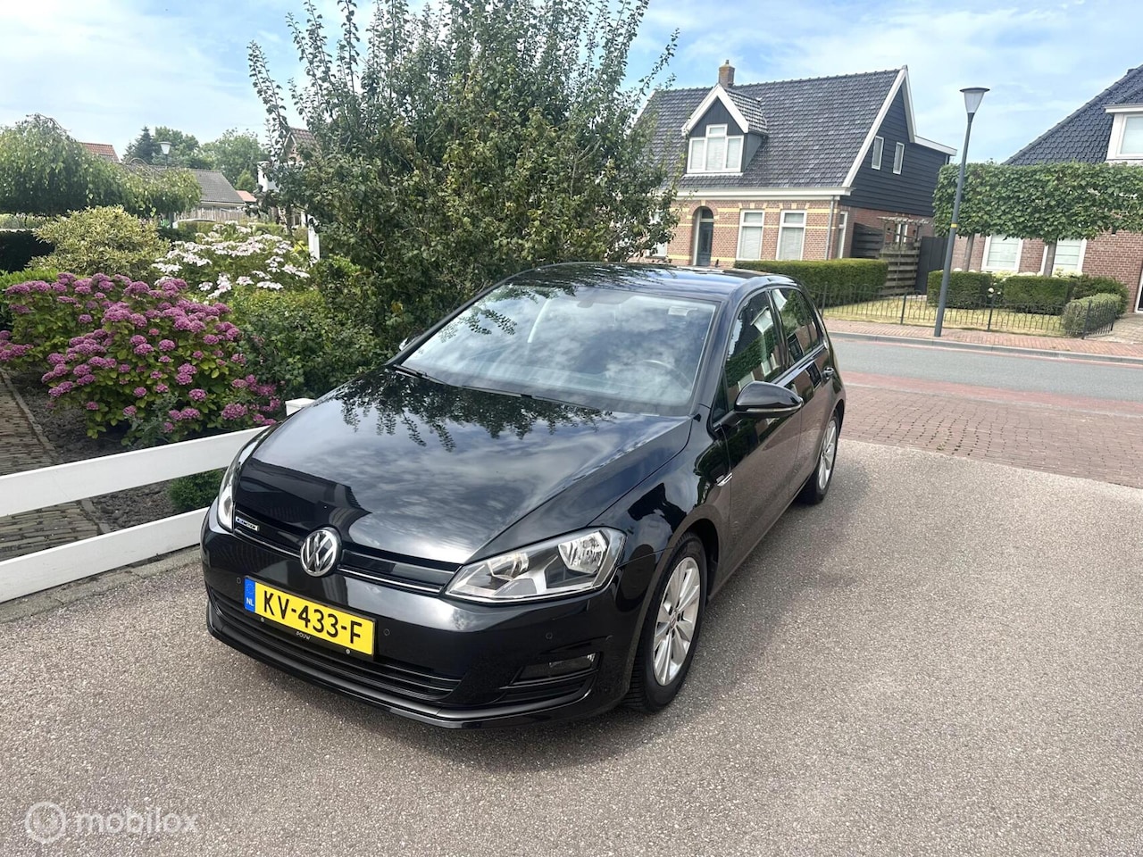 Volkswagen Golf - 1.0 TSI 116PK Comfortline CLIMATE CONTROLE CARPLAY NAVIGATIE PARKEERSENSOREN ZEER NETTE AU - AutoWereld.nl