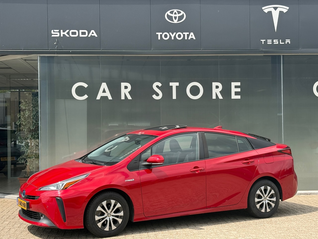 Toyota Prius - 1.8 Executive Pano|Leder|JBL|HuD|Dealer Onderhouden - AutoWereld.nl