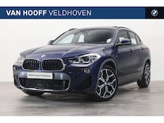 BMW X2 - sDrive20i High Executive Automaat / Panoramadak / Sportstoelen / Achteruitrijcamera / Head