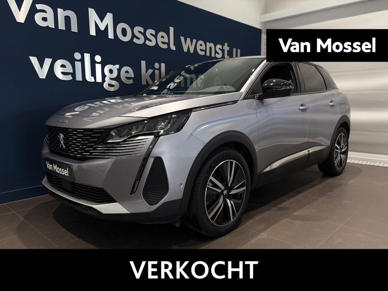 Peugeot 3008 - 1.6 HYbrid 225 Allure | Camera | Navigatie | 18" Lichtmetalen velgen - AutoWereld.nl