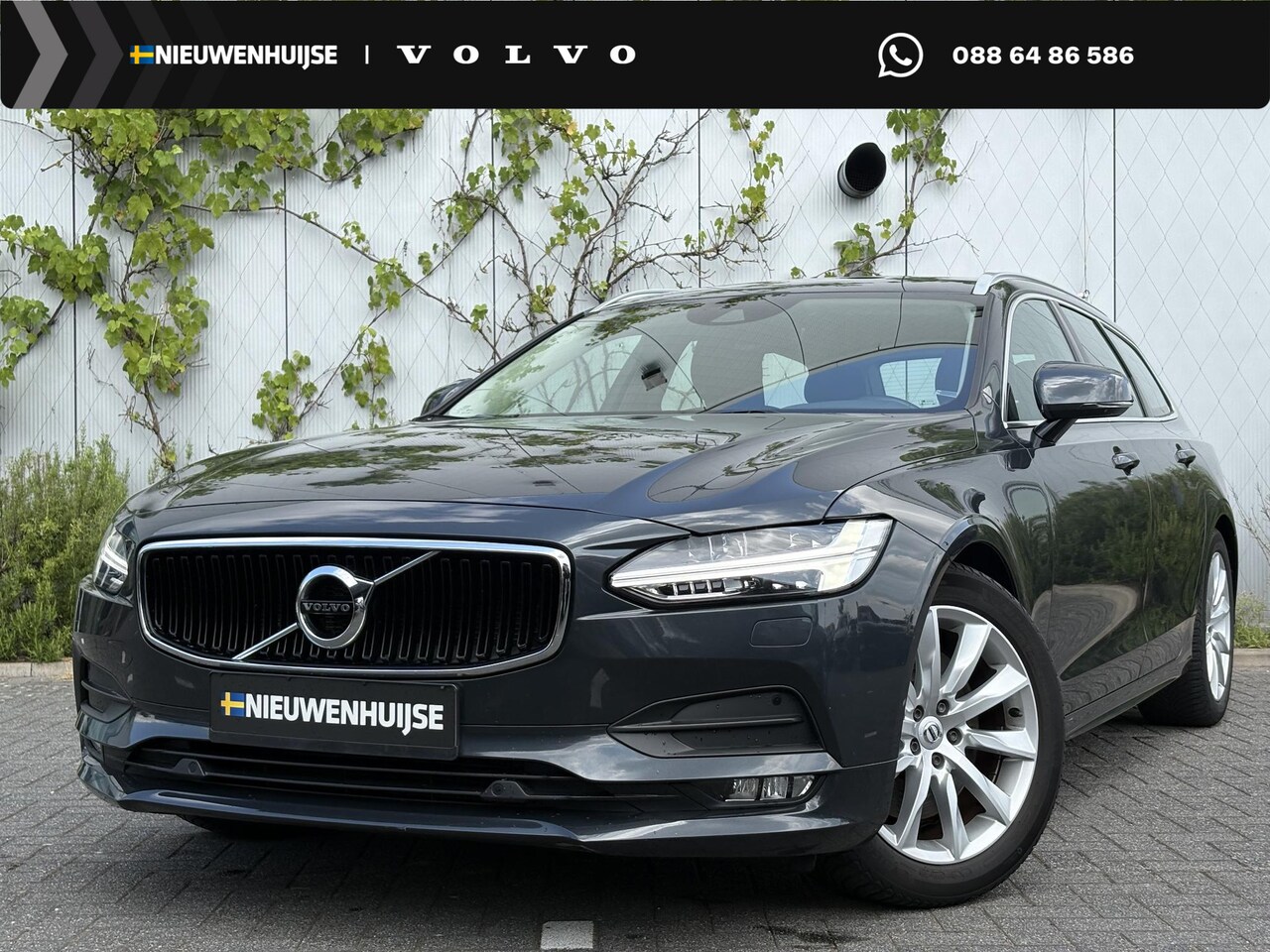 Volvo V90 - 2.0 T4 Momentum | Navigatie | Lederen Bekleding | Apple Carplay | Standkachel | Stoelverwa - AutoWereld.nl