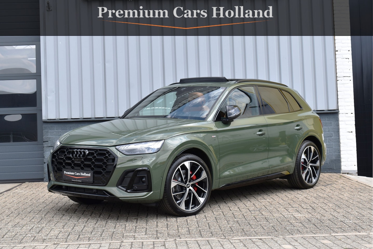 Audi Q5 SQ5 - 55 TFSI e S-Line 367 Pk Exclusive Leder Pano Navi Luchtvering ACC 21 Inch SQ5 - AutoWereld.nl