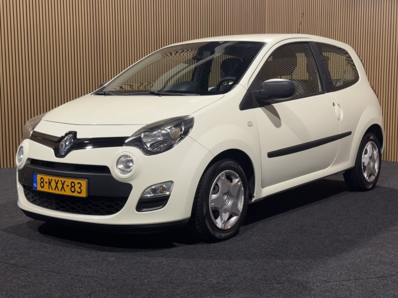 Renault Twingo - 1.2 16V Parisienne | Airco | Bluetooth | Ramen elektrisch | - AutoWereld.nl
