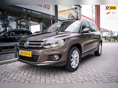 Volkswagen Tiguan - 1.4 TSI Sport&Style | Panoramadak | Climate contr. | Cruise contr
