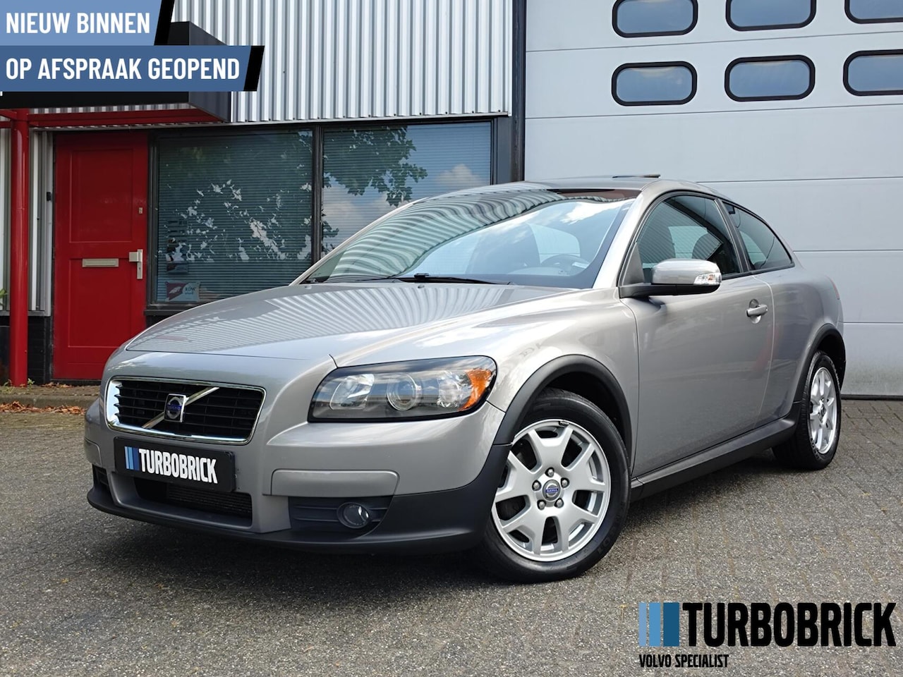 Volvo C30 - 1.6 Momentum |Clima|Cruise|el. Schuif/kantel|Youngtimer - AutoWereld.nl