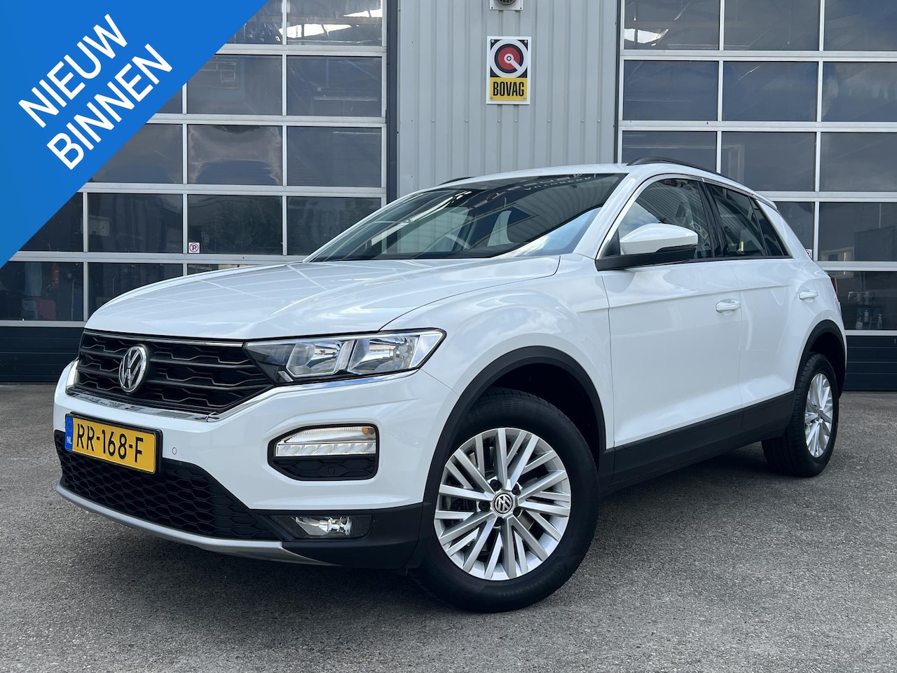 Volkswagen T-Roc - 1.0 TSI Style LED NAVI CARPLAY - AutoWereld.nl