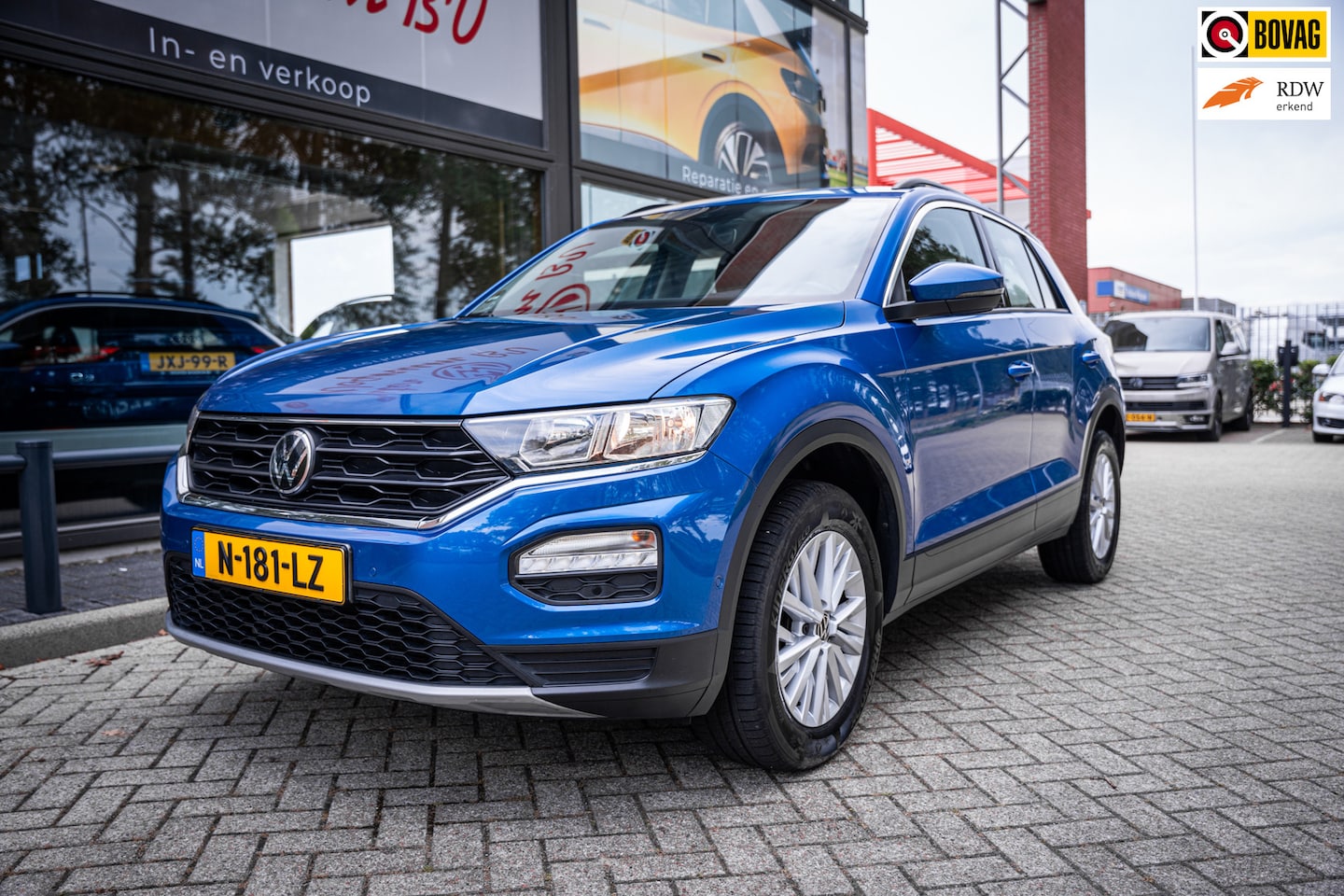 Volkswagen T-Roc - 1.5 TSI Sport Autom. | Navi | PDC | Cruise controle | Trekhaak - AutoWereld.nl