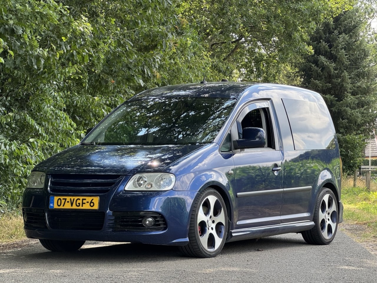Volkswagen Caddy - 1.9 TDI stage1 verlaagd 18” aut marge - AutoWereld.nl