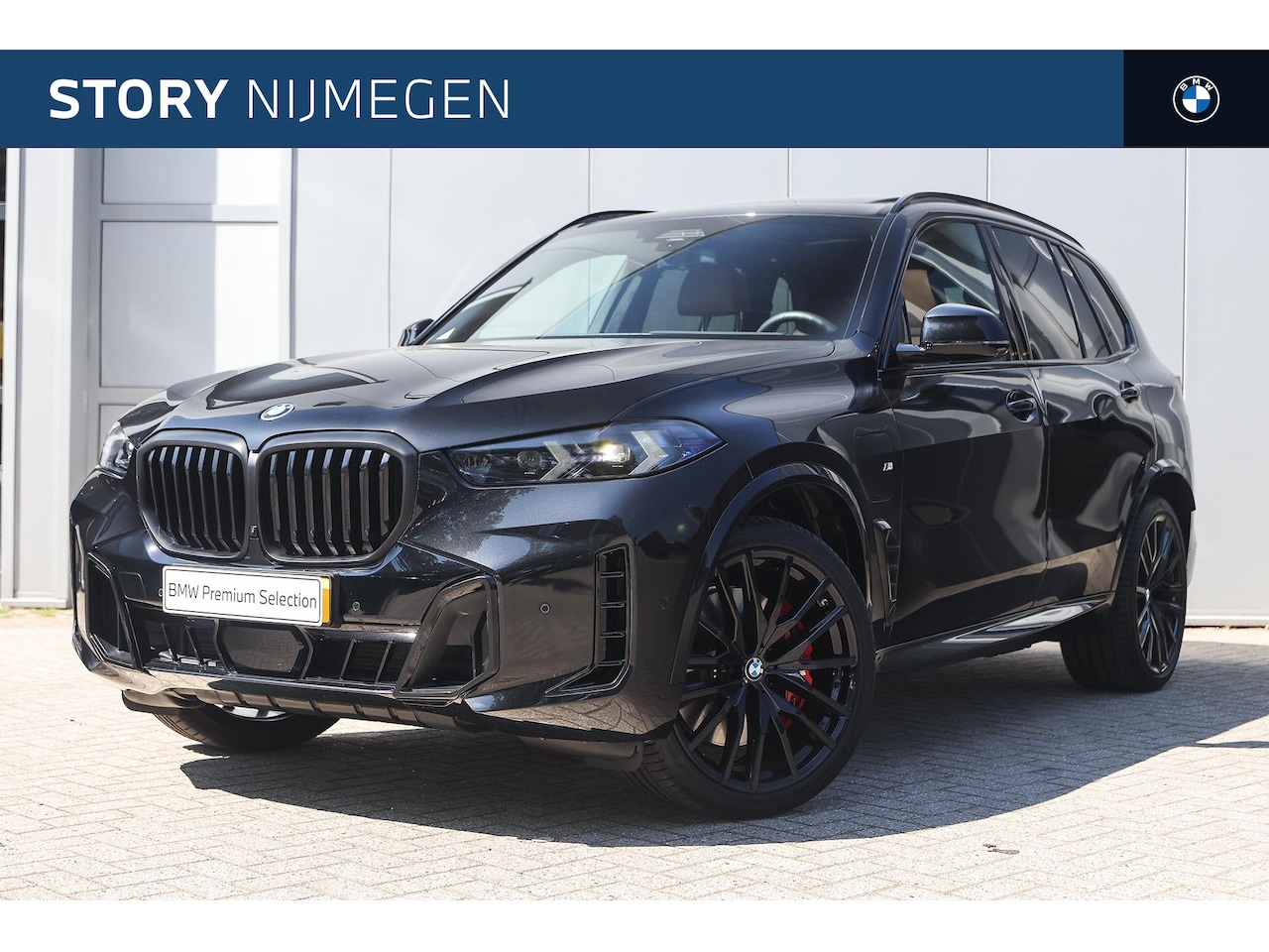 BMW X5 - xDrive50e M Sport Automaat / Panoramadak / Trekhaak / Stoelventilatie / Soft-Close / Massa - AutoWereld.nl