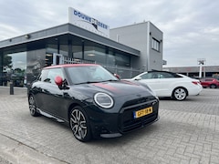 MINI Electric - 3-Deurs Cooper SE John Cooper Works M 54.2 kWh pano.dak, stuurverwarming, Leer, etc