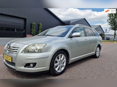 Toyota Avensis Wagon - 1.8 VVTi Luna Business AUTOMAAT CRUISE TREKHAAK 2 X SLEUTELS