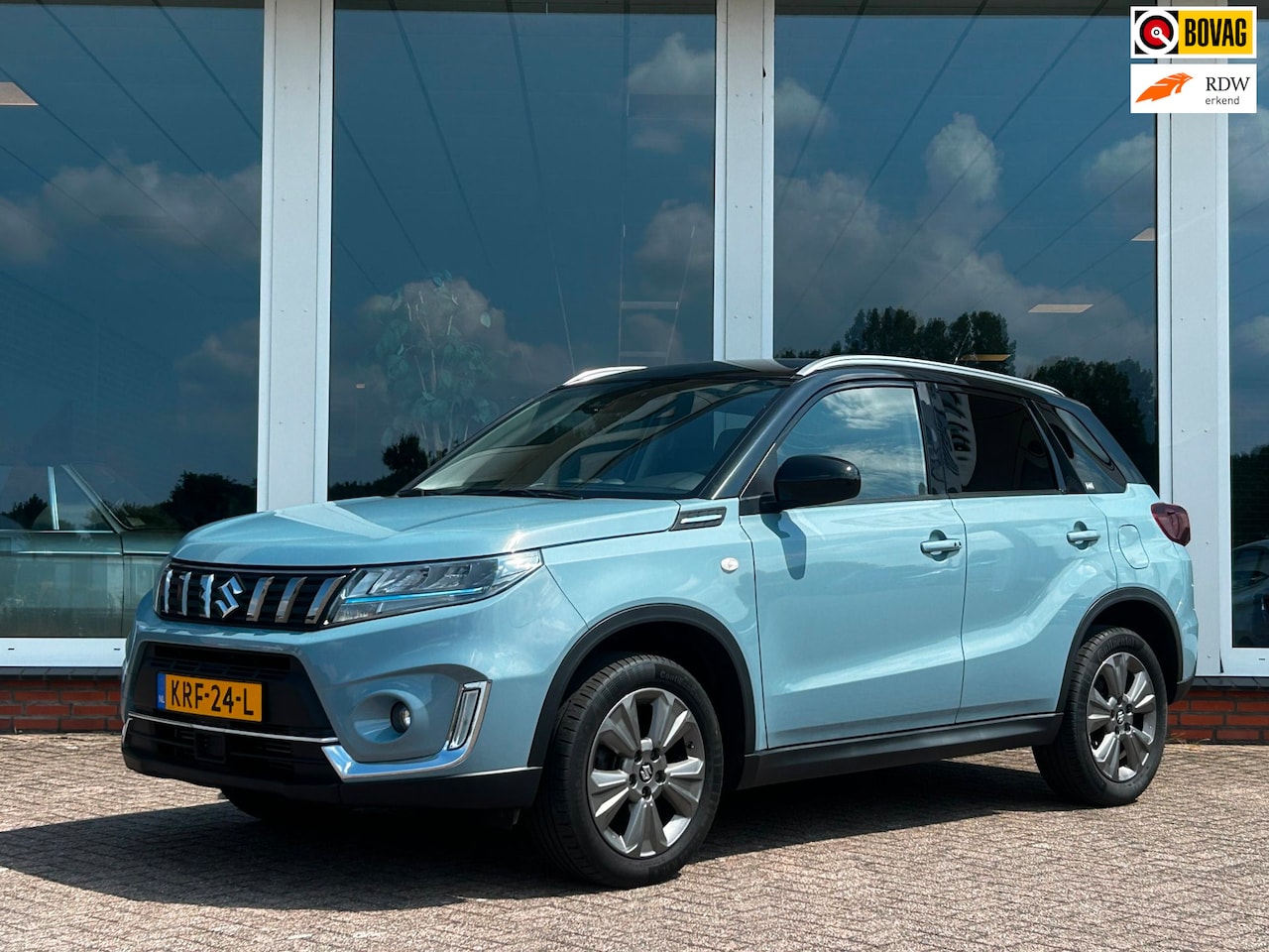 Suzuki Vitara - 1.4 Boosterjet Select Smart Hybrid AUT. - Navi - Camera - Cruise - trekhaak - AutoWereld.nl
