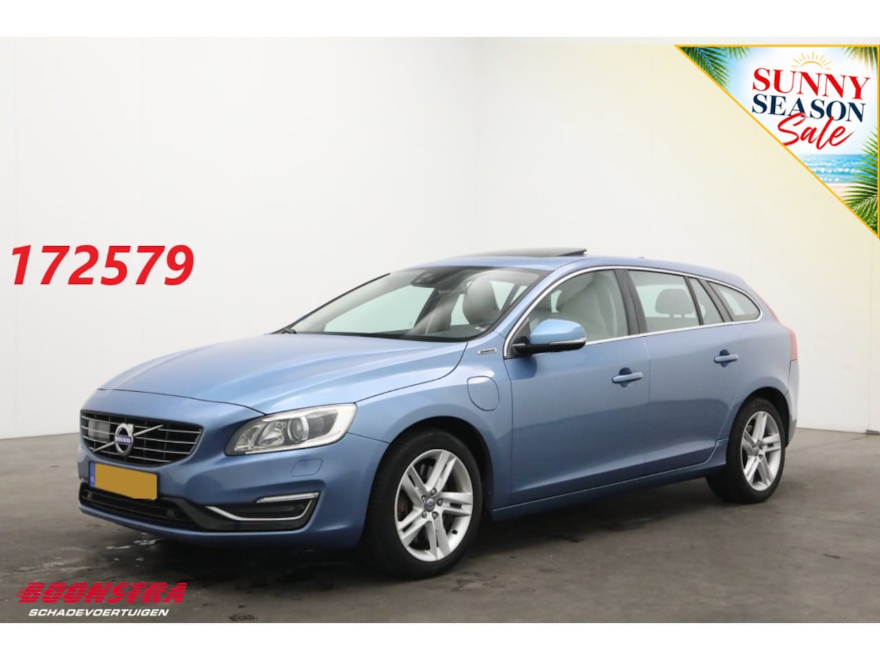 Volvo V60 - 2.4 D6 AWD Plug-In Hybrid Summum Schuif/kantel Cruise Navi Clima Memory Leder Camera PDC - AutoWereld.nl
