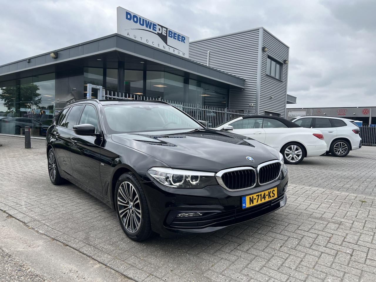 BMW 5-serie Touring - 520i Sportline Nav | Dr.ass | Camera - AutoWereld.nl