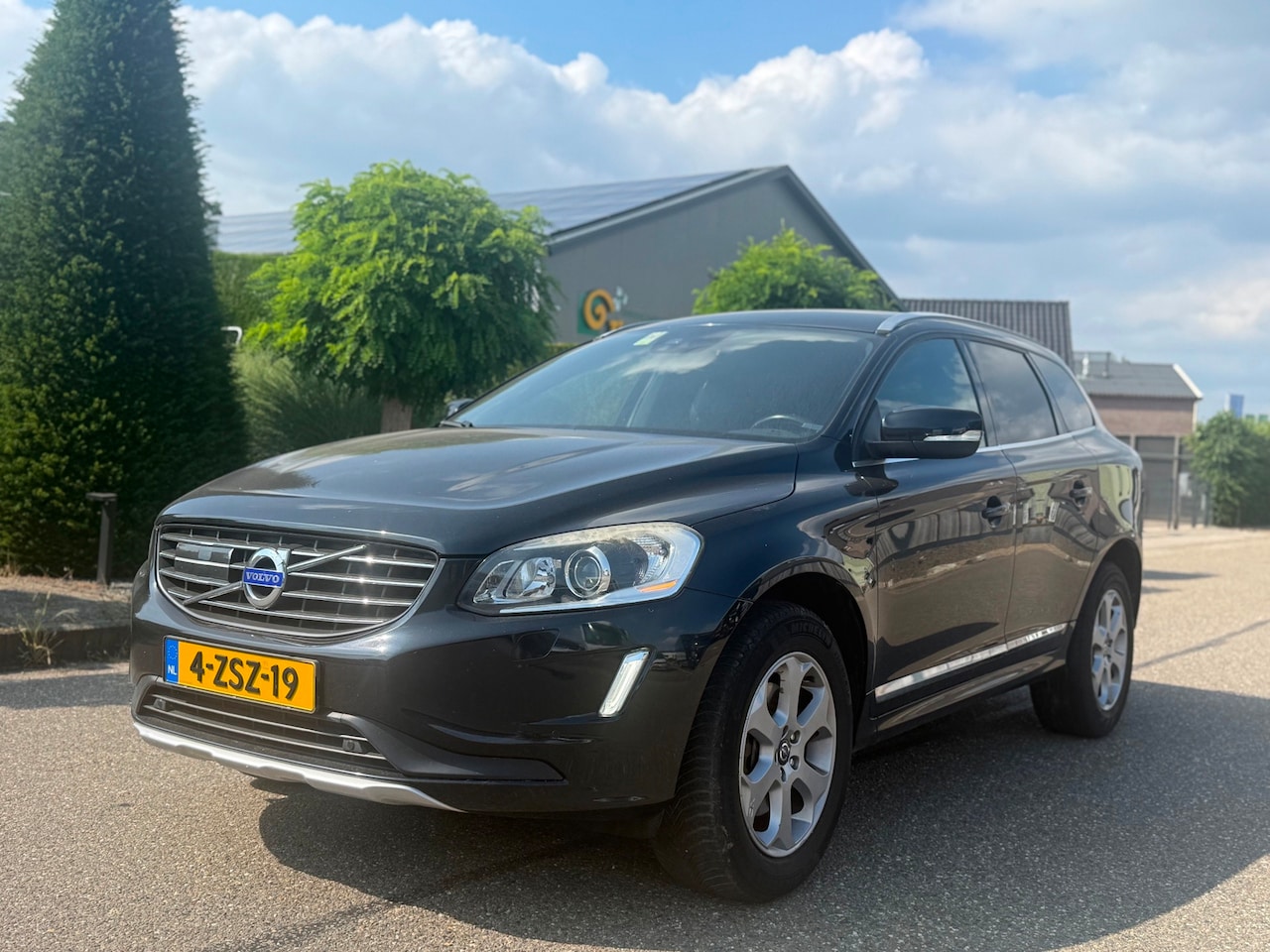 Volvo XC60 - 2.0 D4 FWD Ocean Race AUT 2014 Navi/Clima/Lmv - AutoWereld.nl