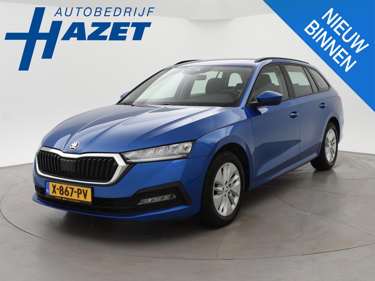 Skoda Octavia Combi - 1.0 TSI RACE BLUE + WEGKL. TREKHAAK | VIRTUAL COCKPIT | APPLE CARPLAY | NAVIGATIE | LED - AutoWereld.nl