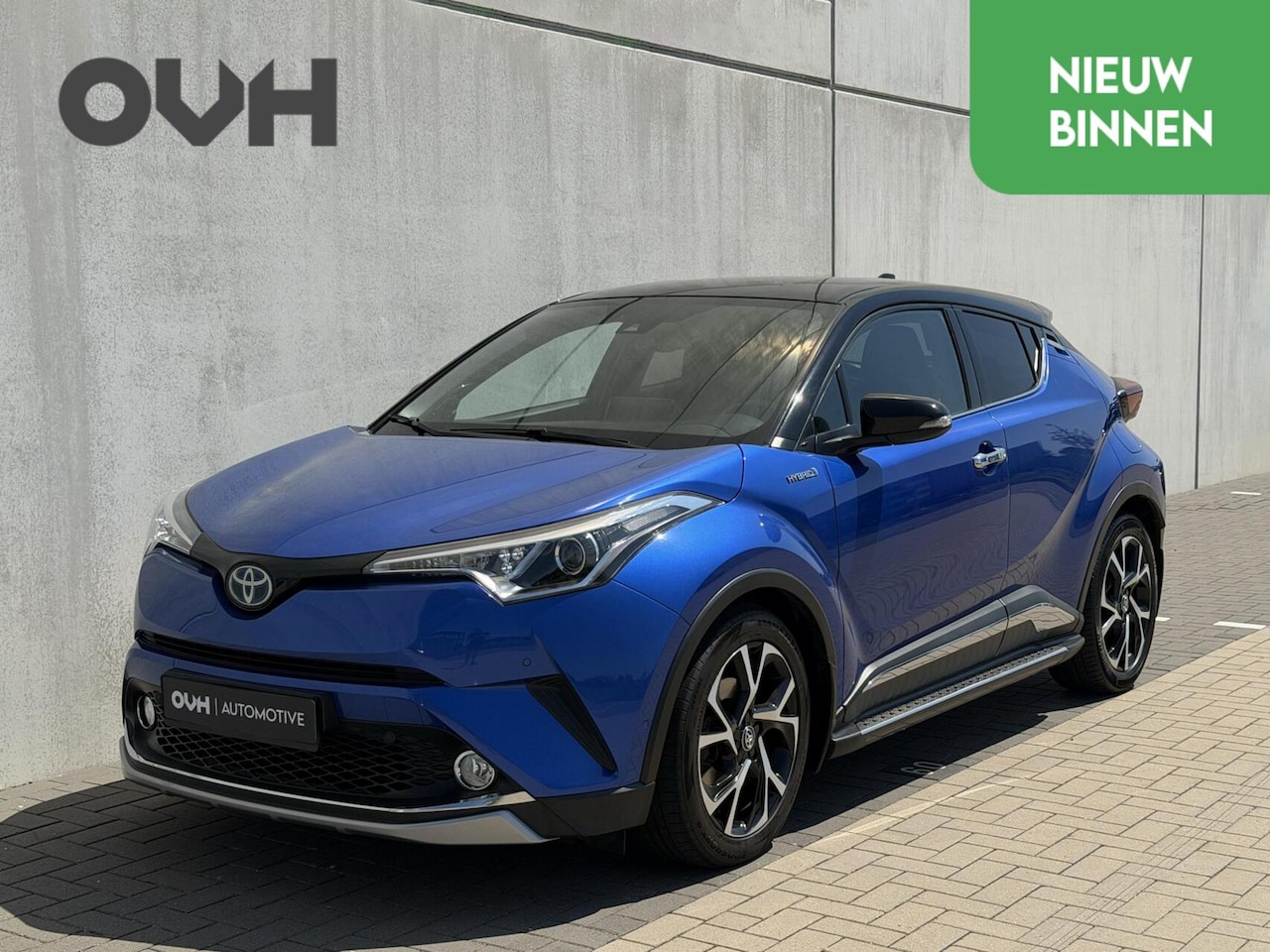 Toyota C-HR - 1.8 Hybrid Style | Cam | Stoelvw | Trekhaak - AutoWereld.nl