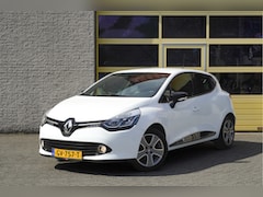 Renault Clio - 0.9 TCe ECO 5drs Night&Day BJ2015 Lmv 16" | Led | Pdc | Navi | Airco | Cruise control | Ex