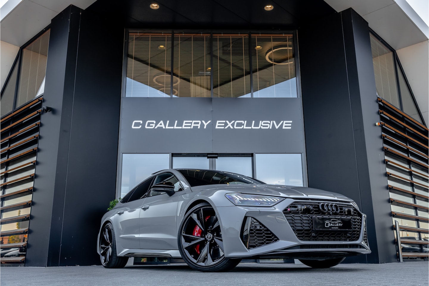 Audi RS7 - Sportback 4.0 TFSI quattro - RS Dynamic + | Ceramic | Panorama | B&O | 360 Camera - AutoWereld.nl