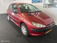 Peugeot 206 - 1.4 One-line Apk - Inruilkoopje - 5drs