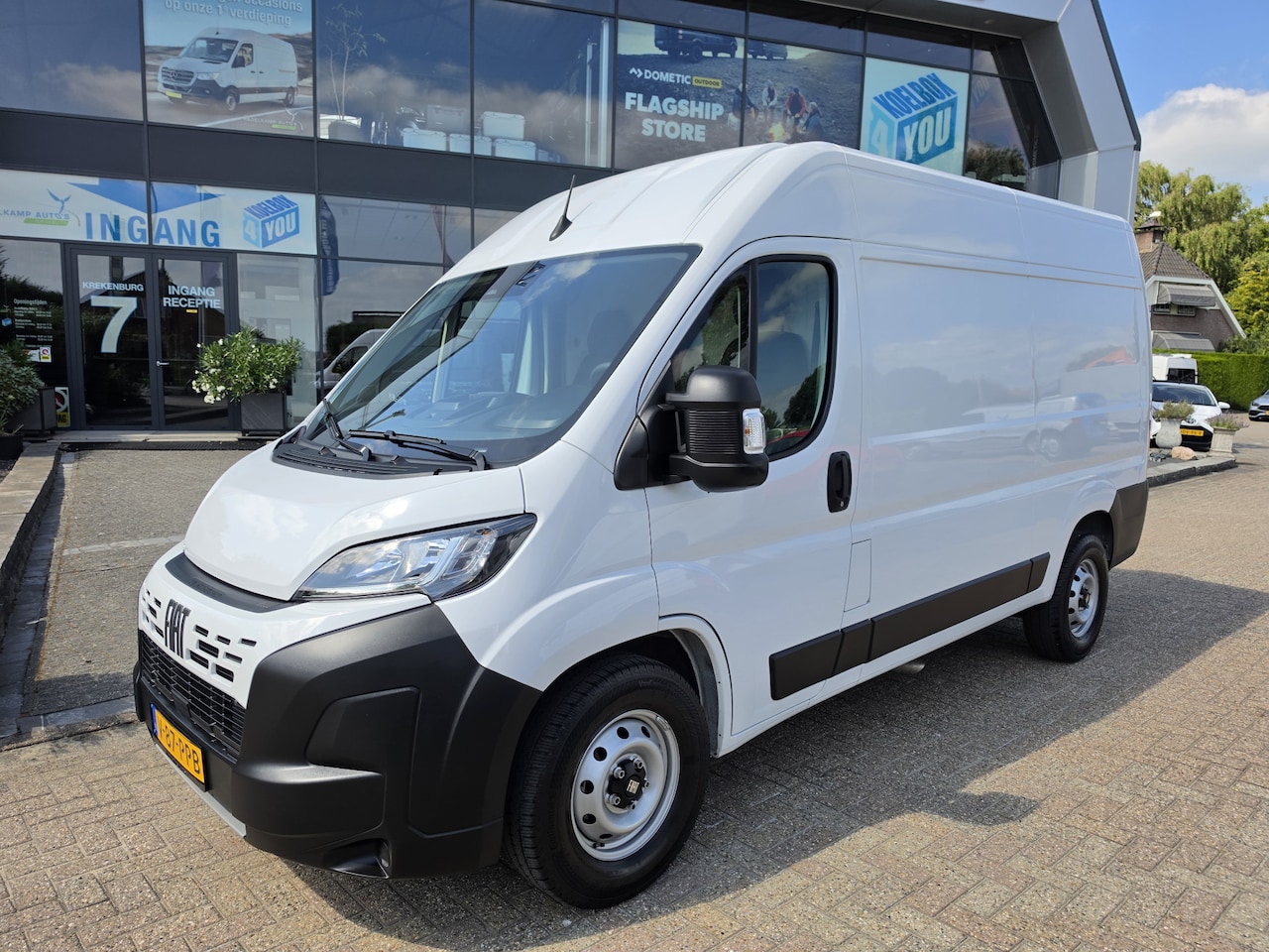 Fiat Ducato - 2.2 MultiJet 140 S&S L2H2 3.5t * Camera * Cruise Control * Airco * 3,0t Trekgewicht * - AutoWereld.nl