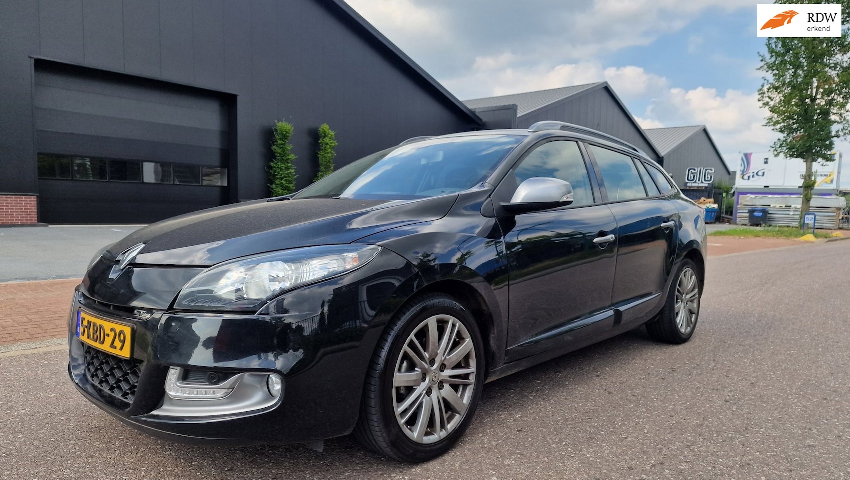 Renault Mégane - 1.5 dCi GT-Line AUTOMAAT PSENSOR CRUISE TREKHAAK 2 X SLEUTELS - AutoWereld.nl