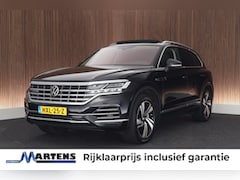 Volkswagen Touareg - 3.0 TSI 381pk eHybrid 4MOTION Trekhaak Leder 360Camera Dynaudio Panoramadak Virtual Cockpi