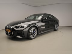 BMW 4-serie Gran Coupé - 420i | M-Sportpakket | LED | Navigatie | Schuifdak | Sportstoelen | Stoelverwarming | DAB