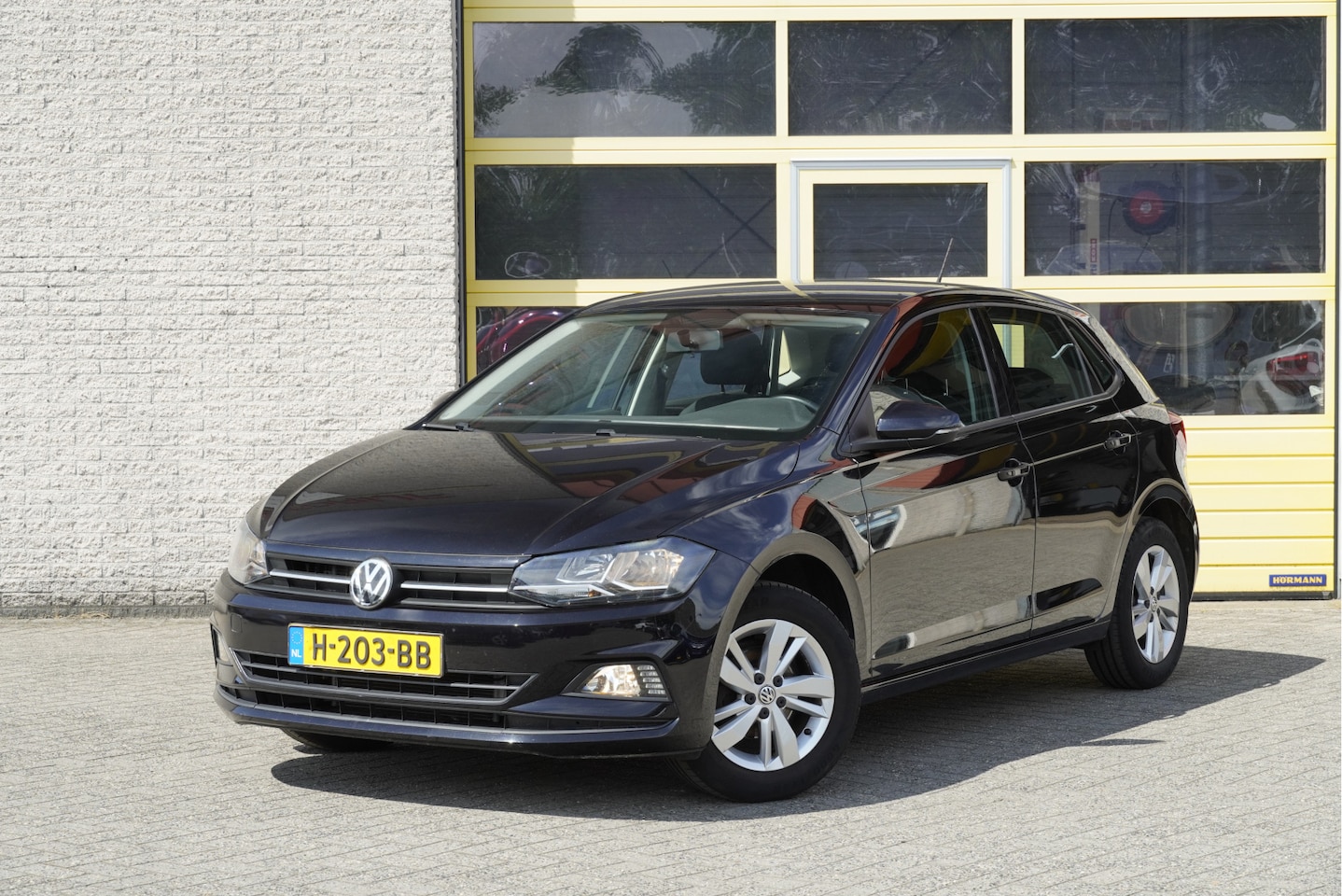 Volkswagen Polo - 1.0 TSI 5drs Comfortline BJ2020 Lmv 15" | Led | App-Connect | Navi | Airco | Cruise contro - AutoWereld.nl