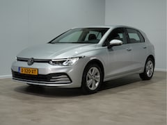 Volkswagen Golf - 1.0 eTSI 110pk DSG Life Business Navigatie | ErgoActive Massage| Stoel/Stuurverw. | Full-L