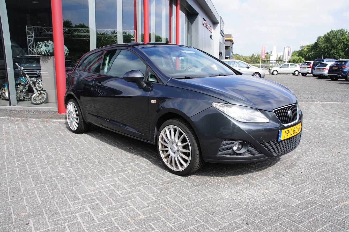 SEAT Ibiza SC - 1.6 Sport NIEUWE APK MEENEEMPRIJS!! - AutoWereld.nl