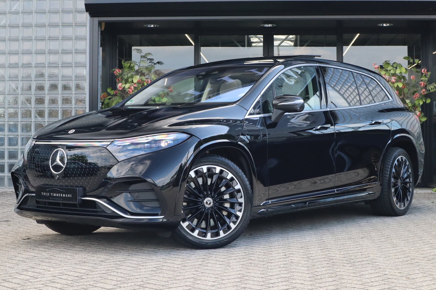 Mercedes-Benz EQS SUV - 450 4MATIC | AMG-Line, Massage, Achterasbesturing, Entertainment, Hyperscreen, Zitklima, S - AutoWereld.nl