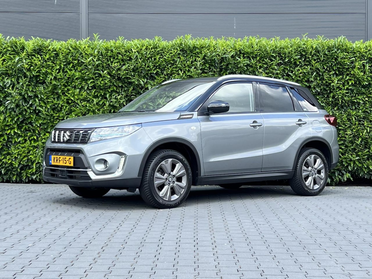Suzuki Vitara - 1.4 Boosterjet Comfort Smart Hybrid 1.4 Boosterjet Comfort Smart Hybrid, TWO-TONE, NAVIGATIE, CRUISE CONTROL, CAMERA, KEYLESS, - AutoWereld.nl