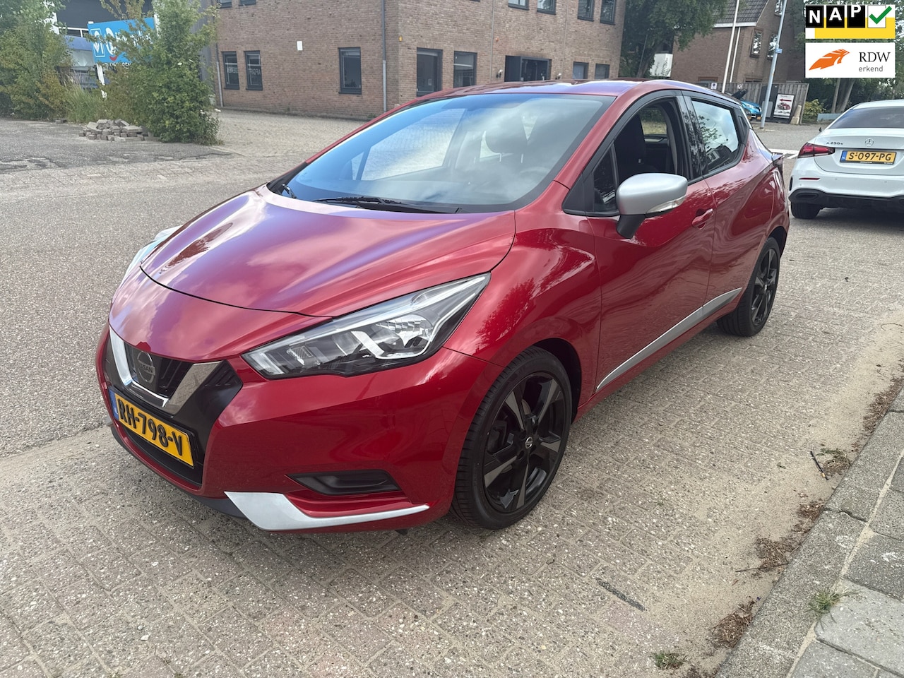 Nissan Micra - 1.0L Acenta 1.0L Acenta - AutoWereld.nl