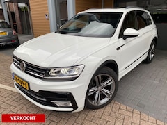 Volkswagen Tiguan - 1.4 TSI Connected Series | R-line| Pano| Stoelverw/ Massage| Trekhaak