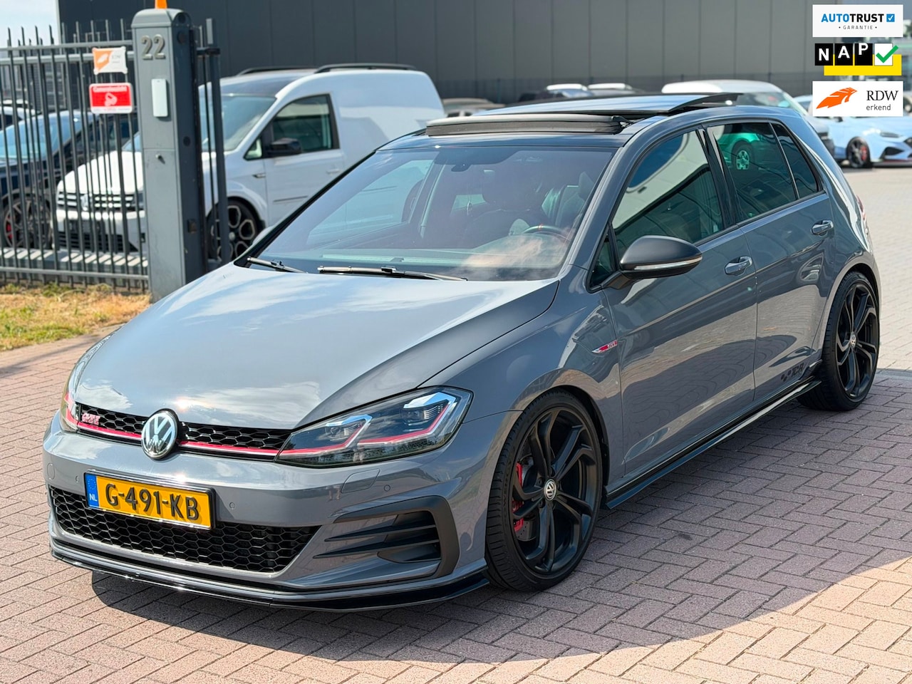 Volkswagen Golf - 2.0 TSI GTI TCR 2019 DSG NAP Pano 290PK Nardo! - AutoWereld.nl