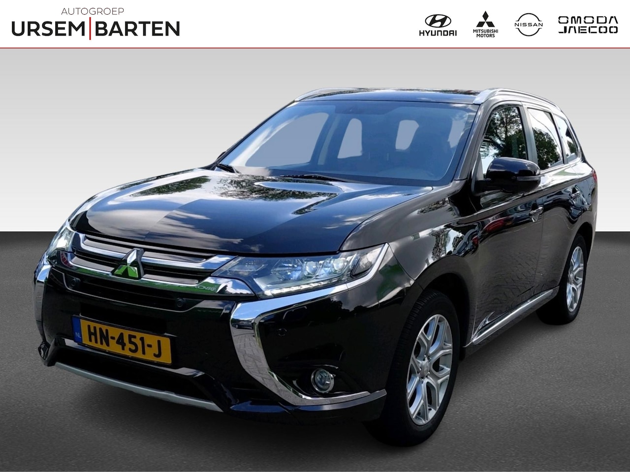 Mitsubishi Outlander - 2.0 PHEV Instyle met trekhaak - AutoWereld.nl