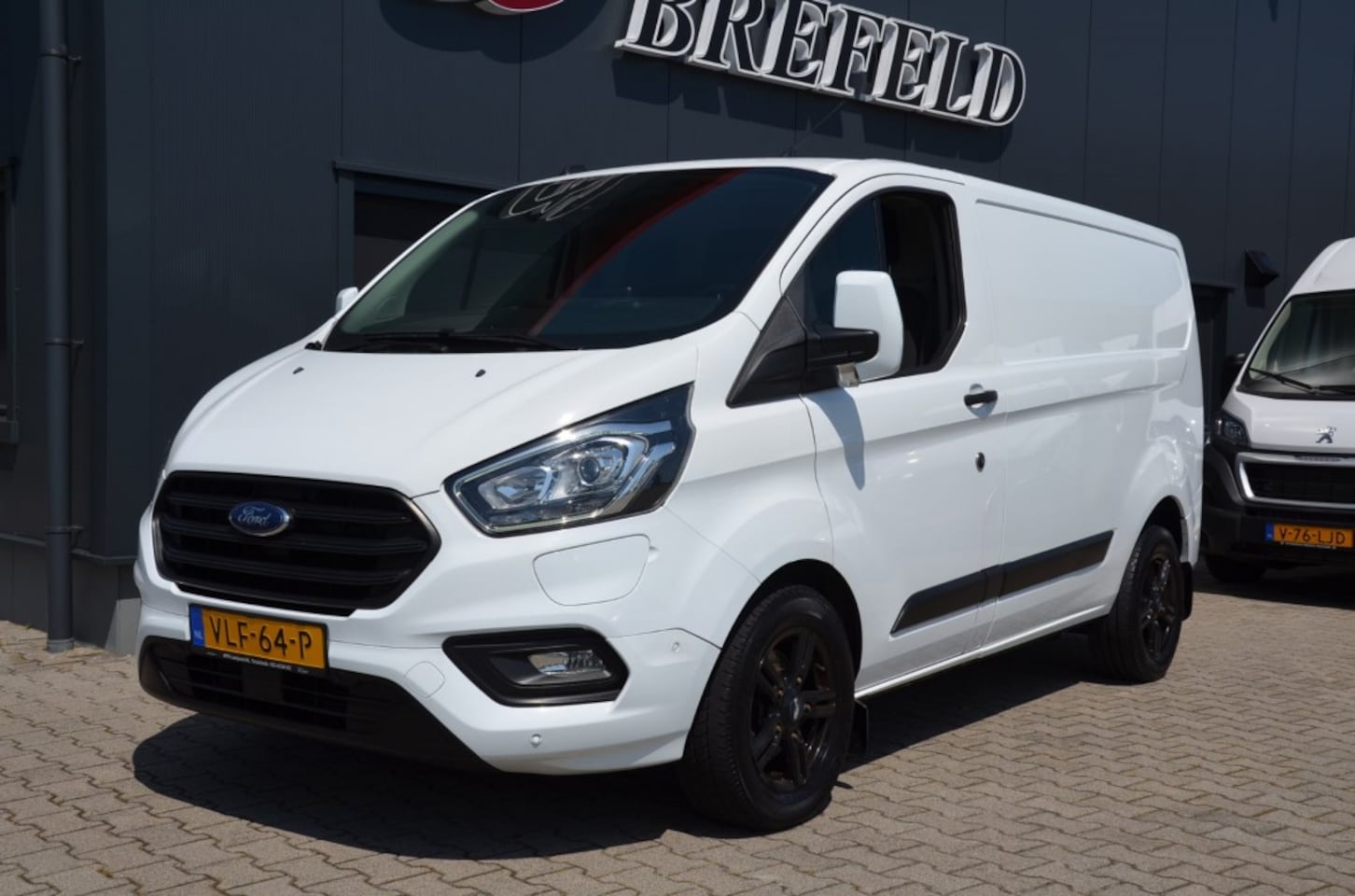 Ford Transit Custom - 340 1.0 L1H1 PHEV TR  Zero Emissie zone geschikt tot 2029 - AutoWereld.nl