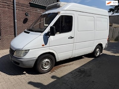 Mercedes-Benz Sprinter - 311 CDI 2.2 300