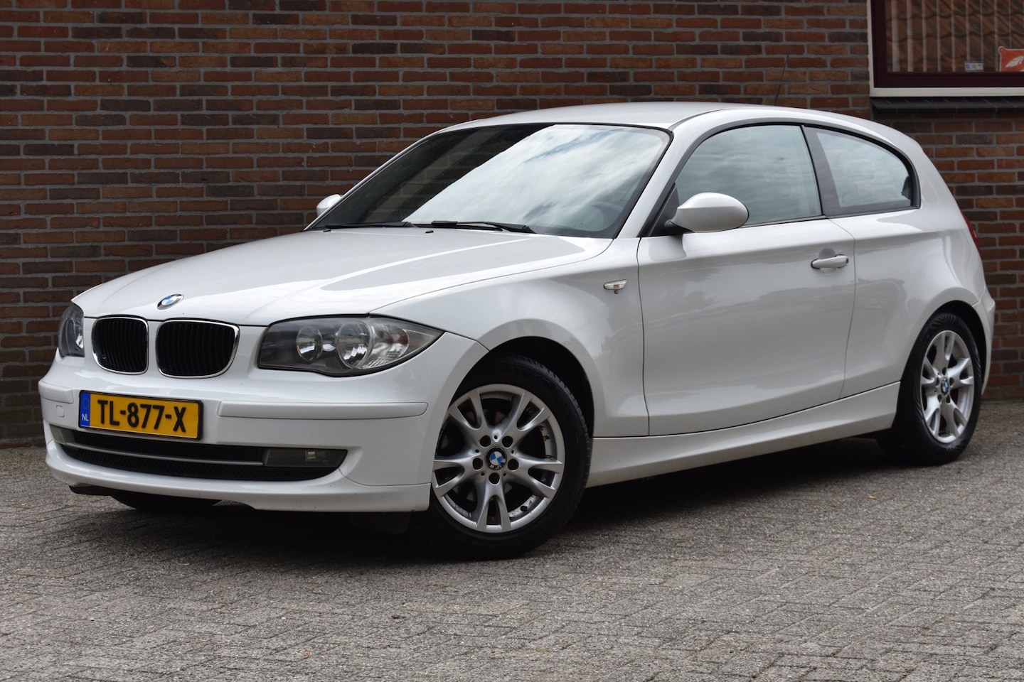 BMW 1-serie - 116i Corporate '09 Airco Cruise Inruil mogelijk - AutoWereld.nl