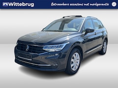 Volkswagen Tiguan - 1.4 TSI eHybrid Life / AUTOMAAT/ 245 PK/ PANO/ TREKHAAK/ PARK.SENSOR.V+A/ STUURVERWARM./ A
