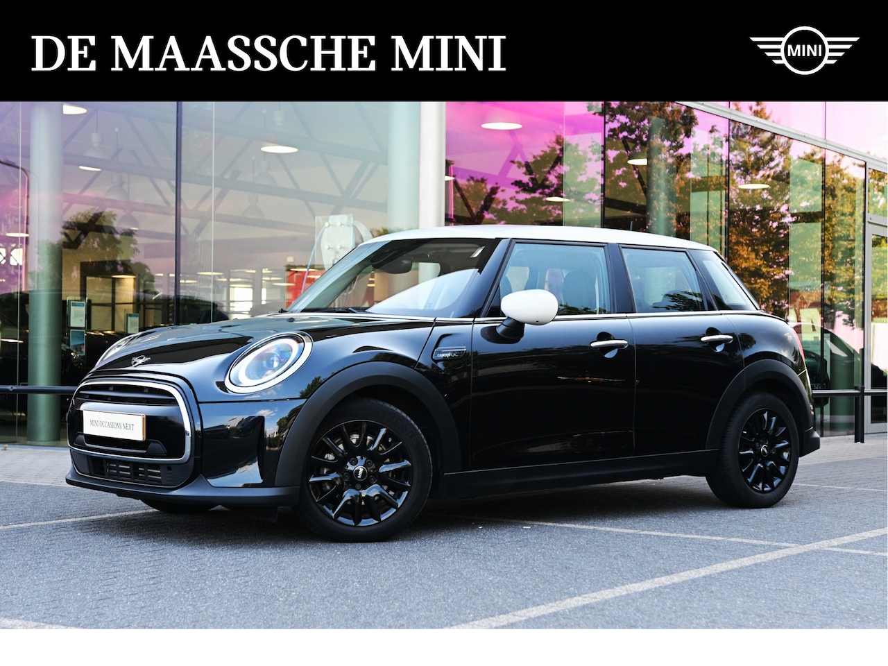 MINI Cooper - Hatchback Classic Camden Automaat / Cruise Control / LED / Multifunctioneel stuurwiel / PD - AutoWereld.nl