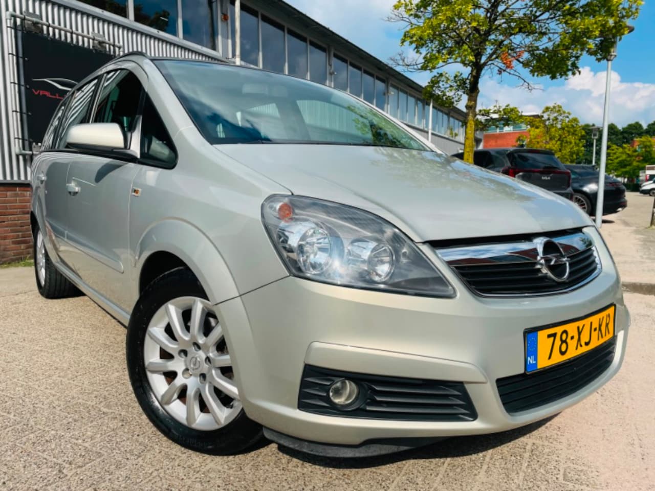 Opel Zafira - 1.8 Temptation 7 PERS AIRCO 17'LMV LAGE KM STAND - AutoWereld.nl