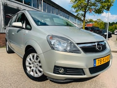 Opel Zafira - 1.8 Temptation 7 PERS AIRCO 17'LMV LAGE KM STAND