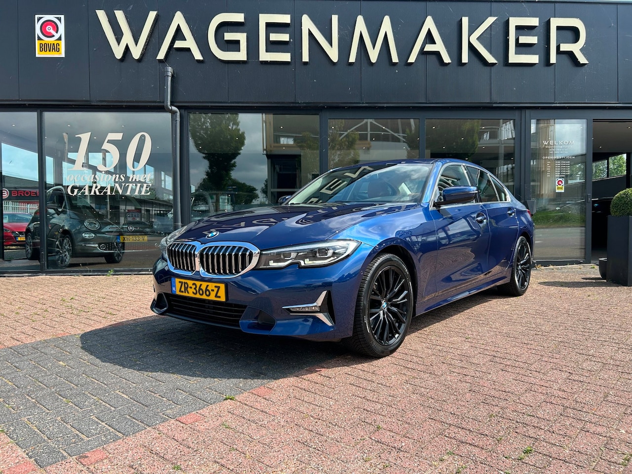 BMW 3-serie - 320i High Executive Edition AUT|Leder|CAM|Carplay - AutoWereld.nl