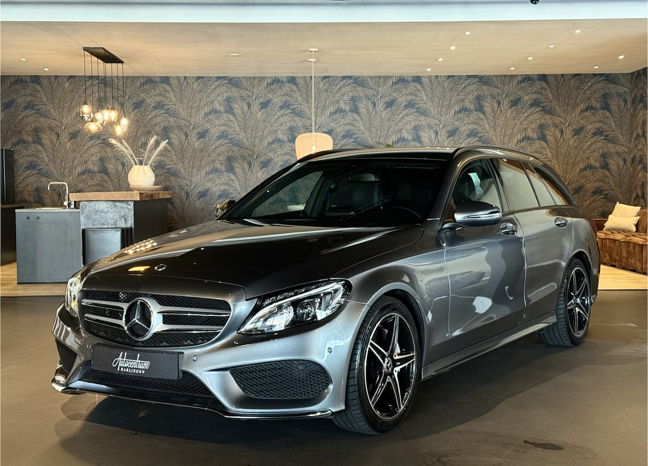 Mercedes-Benz C-klasse Estate - 180 I AMG I Night Pakket I Camera I NL Auto - AutoWereld.nl