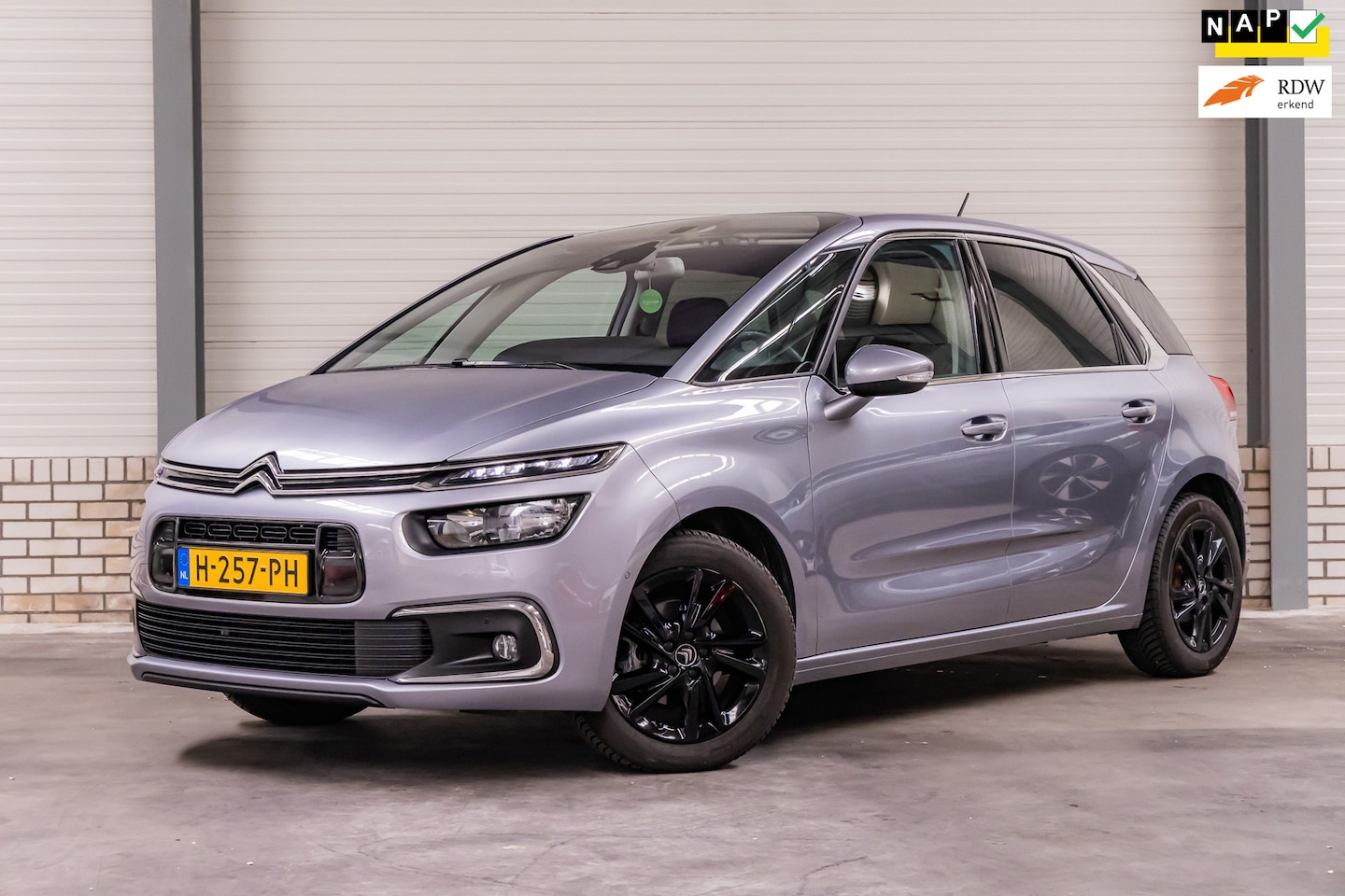 Citroën C4 SpaceTourer - 1.2 PureTech Feel 1.2 PureTech Feel - AutoWereld.nl